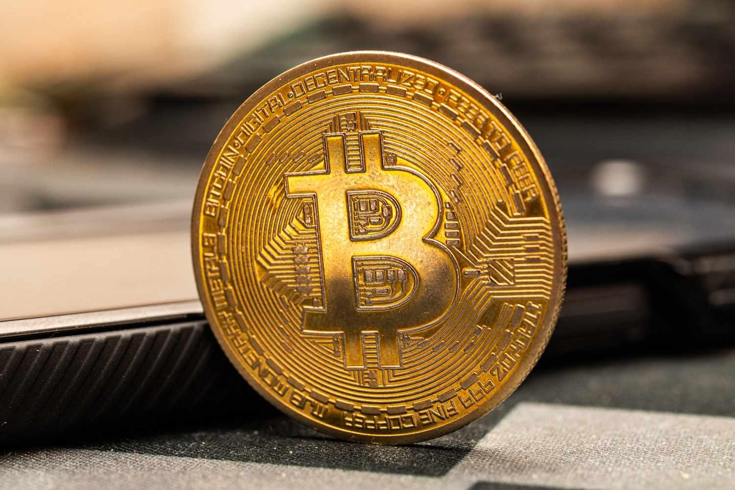 CryptoQuant: биткоин на грани глубокой коррекции